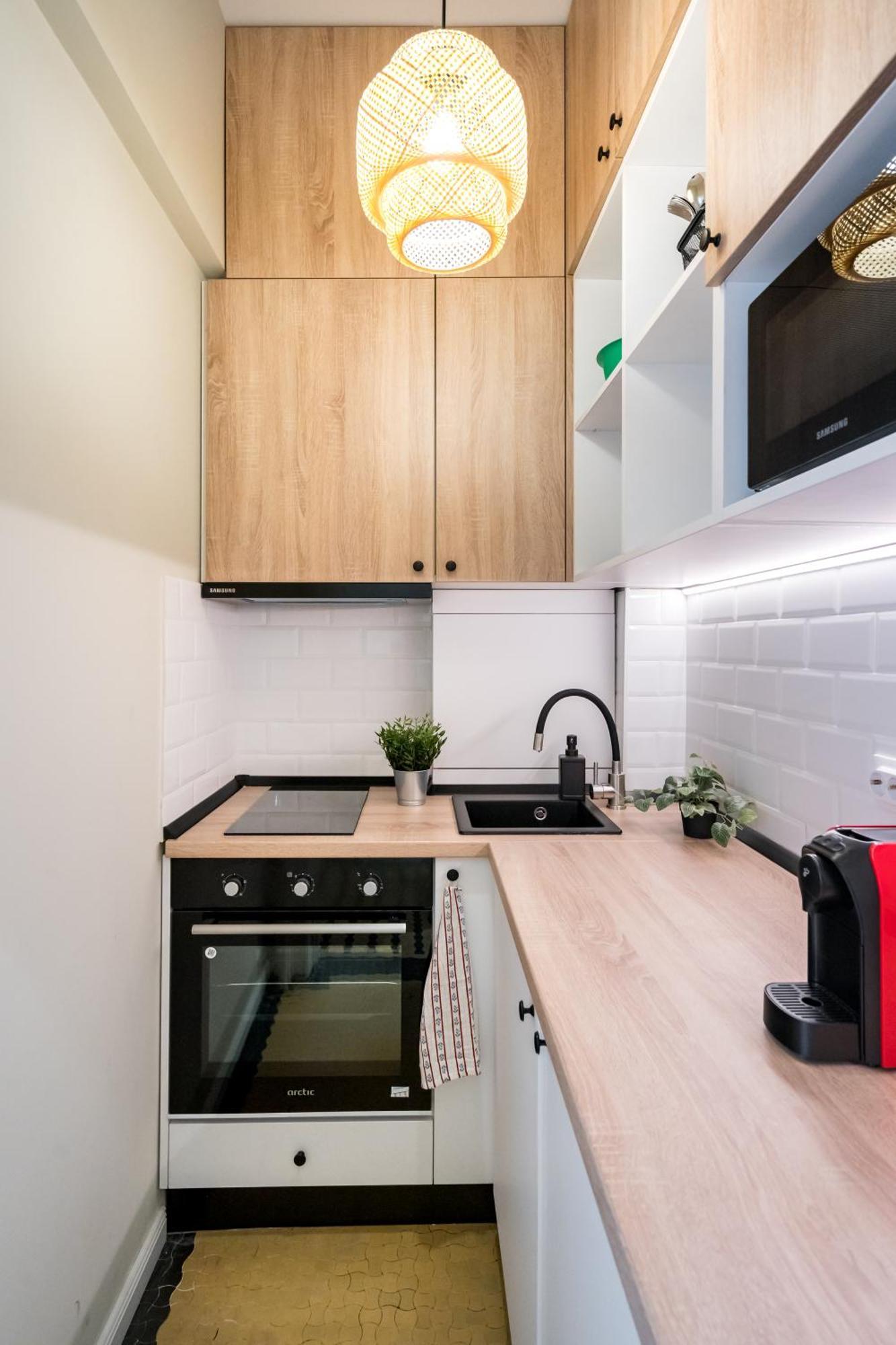 Urban Dream Studio With City Views & Comfort Bukares Bagian luar foto